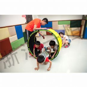 攀爬鉆類41 摩天大滾輪