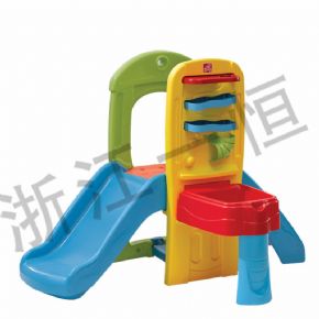 攀爬鉆類趣味戲球運動場